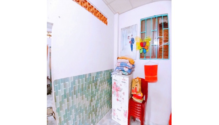 Bán nhà QUẬN PHÚ NHUẬN, hẻm Trường Sa, 4.3 x 13 m, Giá 7.3 tỷ